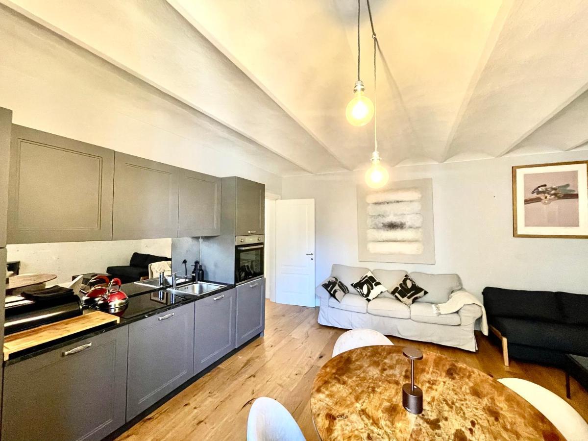New Stylish 3-room On Lungarno Florence
